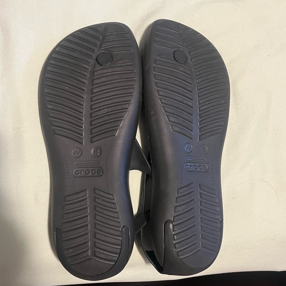 Women’s Crocs sandals
